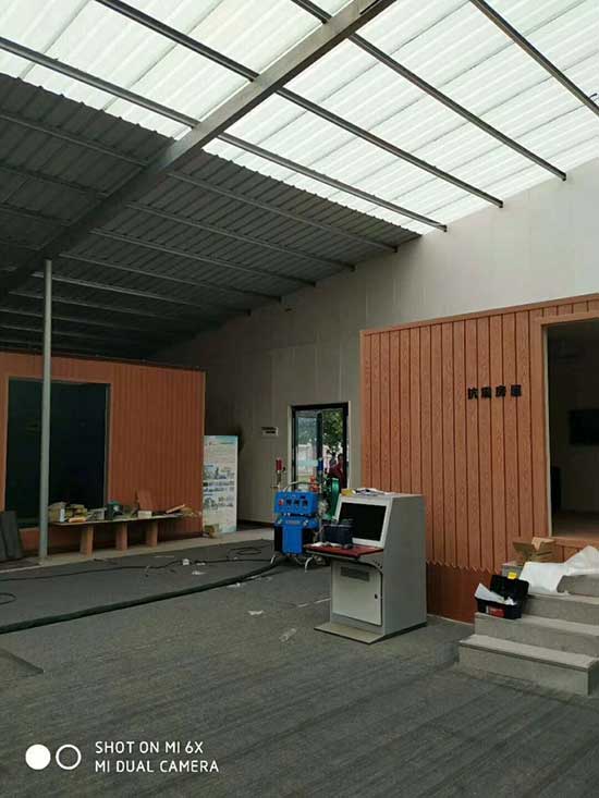 輕鋼房屋保溫防火可以噴涂聚氨酯嗎 用哪種噴涂機(圖1) 輕鋼房屋保溫防火可以噴涂聚氨酯
