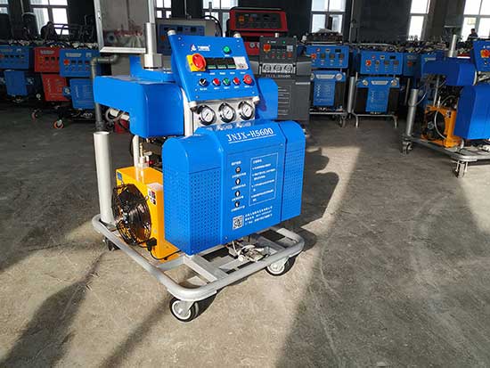 濟南聚脲噴涂機(圖2) 液壓型H5600濟南聚脲噴涂機