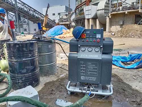 彩鋼瓦防腐涂料噴涂工藝(圖2) H5600彩鋼瓦防腐涂料噴涂機