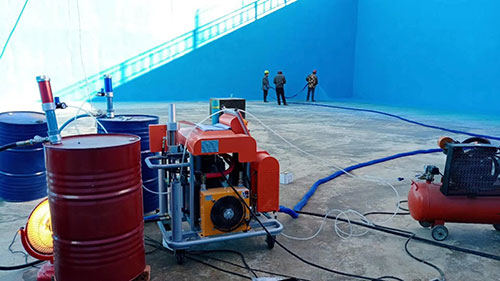 垃圾污水池防腐聚脲噴涂機(圖1) 垃圾污水池防腐聚脲噴涂機