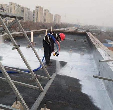 噴涂機多少錢(圖2) 屋頂防水聚脲噴涂施工